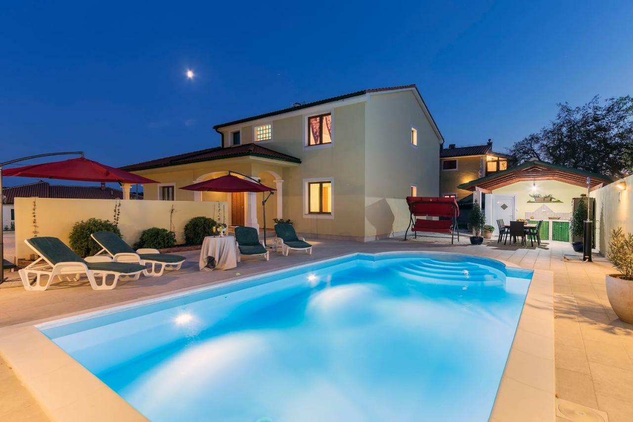 Villa Monique 보드냔 외부 사진