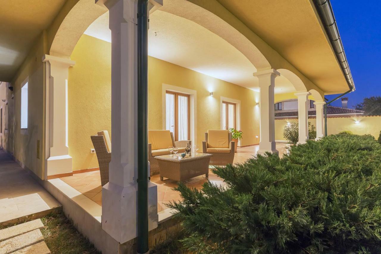Villa Monique 보드냔 외부 사진