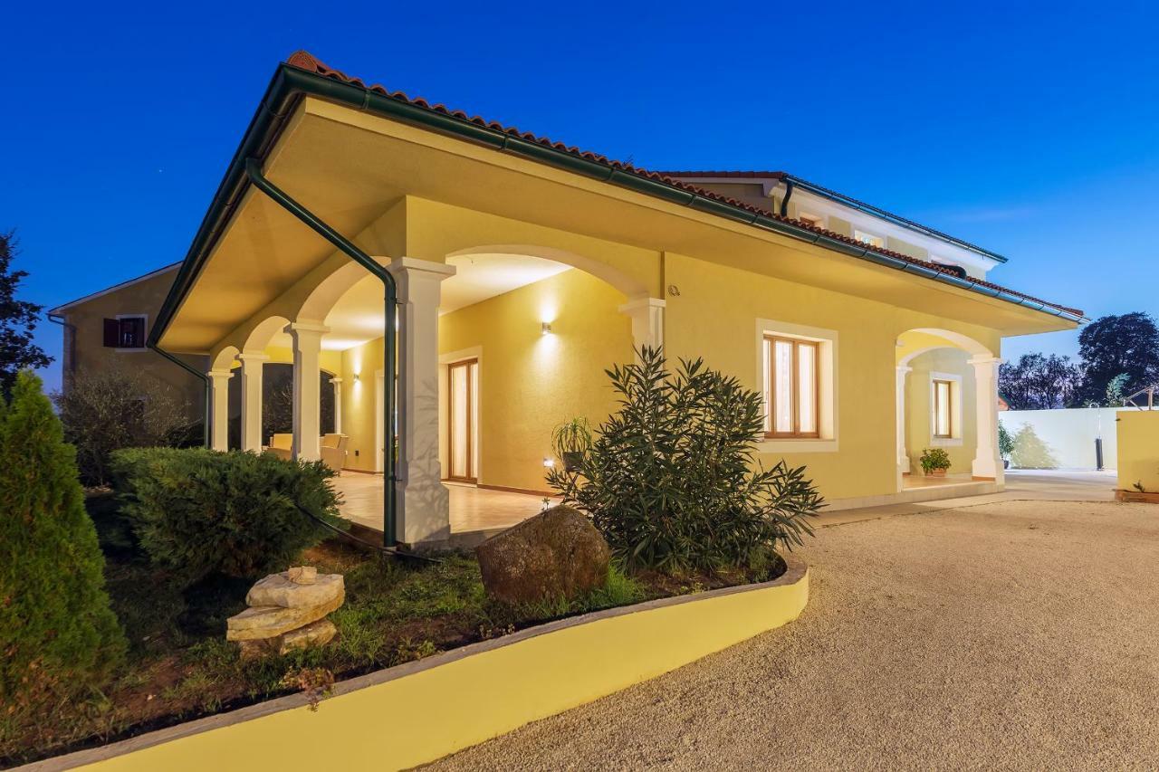 Villa Monique 보드냔 외부 사진