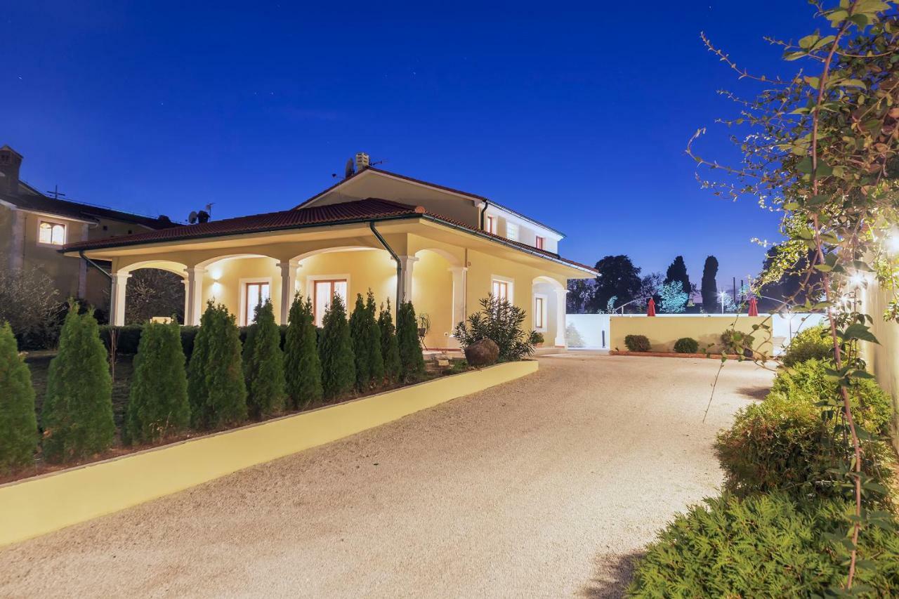 Villa Monique 보드냔 외부 사진
